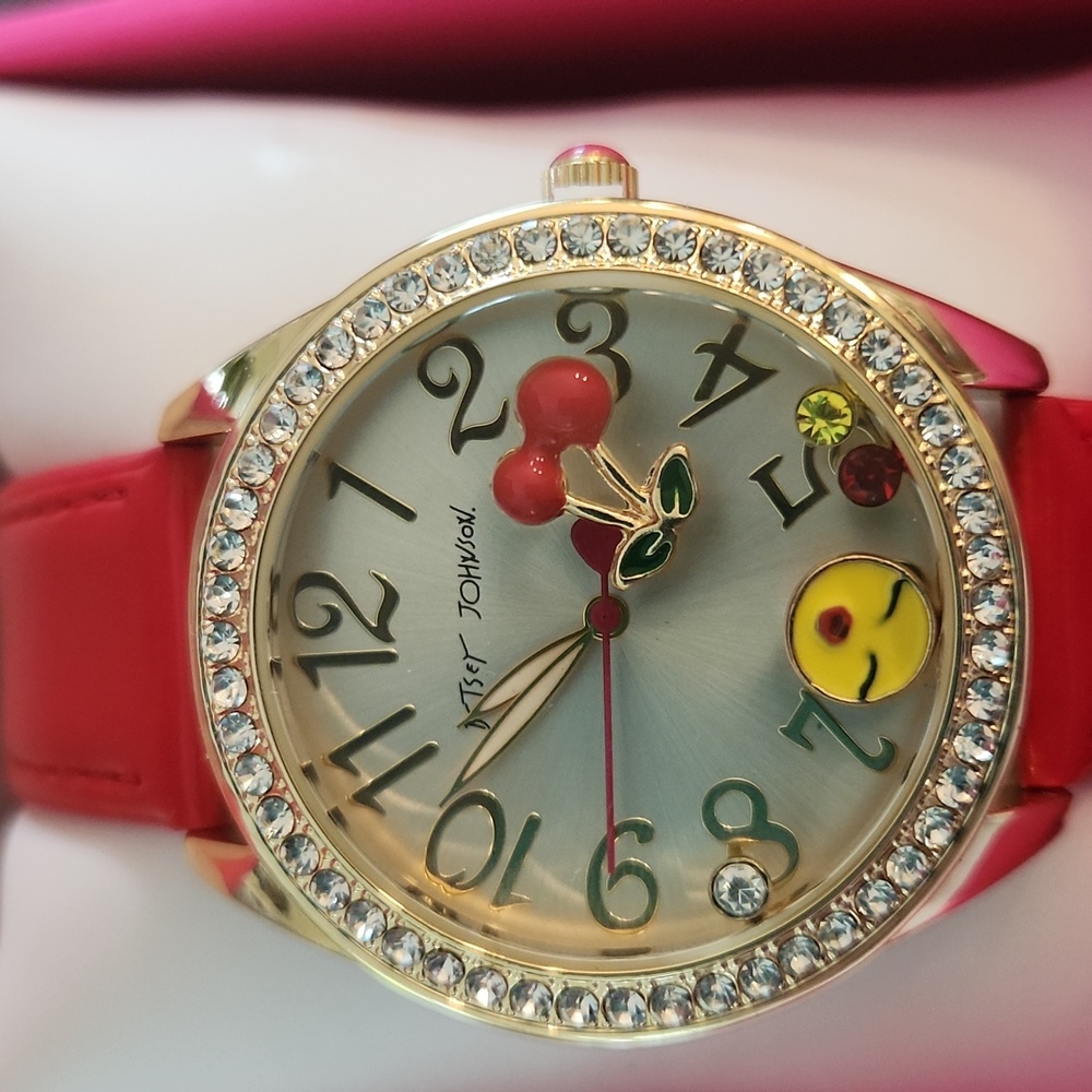 NWT ❗️ Betsey Johnson red gold rhinestones cherry faux leather watches - Picture 6 of 13
